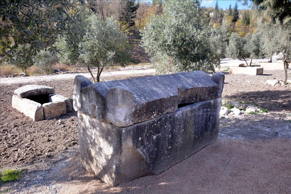 Stratonikeia’da 3.000 Yıllık Gladyatör Mezarları Sergileniyor