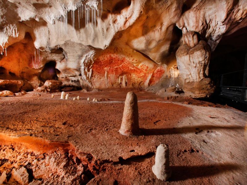 Chauvet Mağarası'nda 36.000 Yıllık Volkanik Patlama Betimi Bulundu