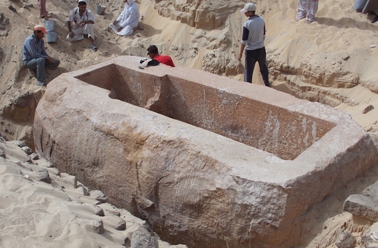 mısır firavunu senebkay'ın kemiklerine analiz yapıldı