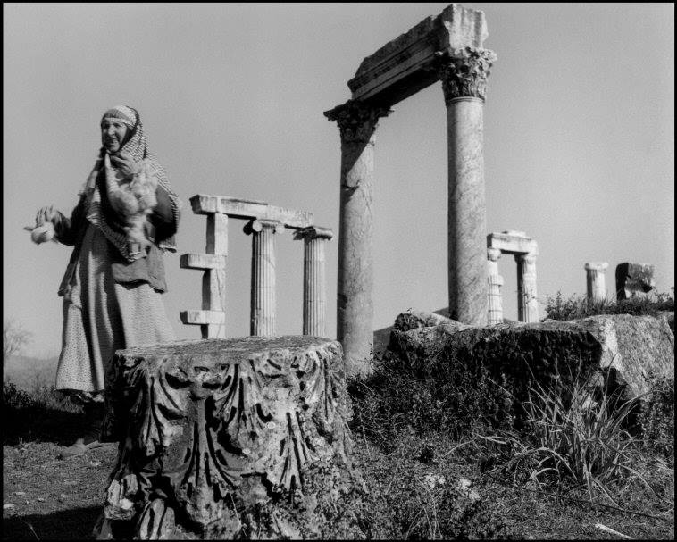 ara güler'in çektiği aphrodisias antik kenti fotoğrafları