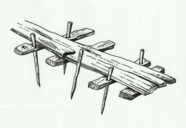Somerset’de tarih öncesinden kalma Sweet Track isimli geçit yolu. Güçlü tahtalar hem yük hem de yayaları taşıyordu. İllustrasyon : Coles & Coles, 1986 