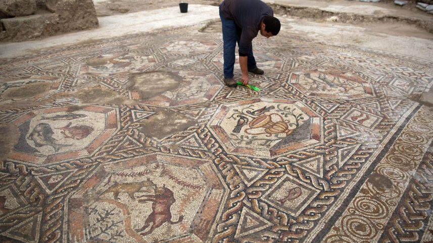 İsrail’de 1700 Yıllık Mozaik Bulundu