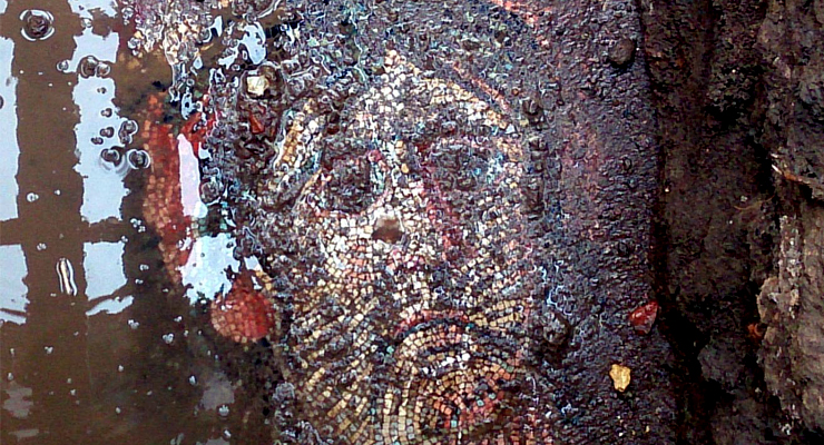 İznik’te Asfaltla Kaplanan Mozaikler Bir Skandal Değil