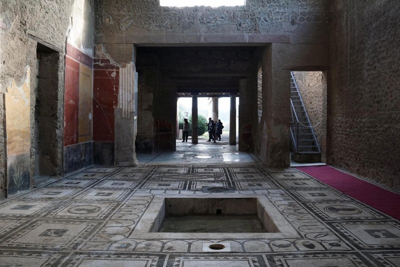 Pompeii'de yeni açılan bir hamam (Ciro de Luca/Reuters/Corbis)