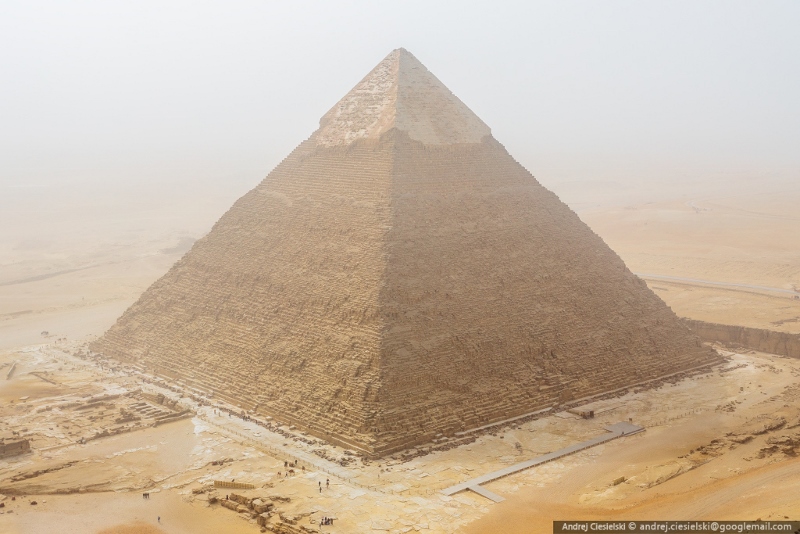Gize Piramidi'ne Tırmanan Alman'ın Mısır'a Girmesi Yasaklanacak